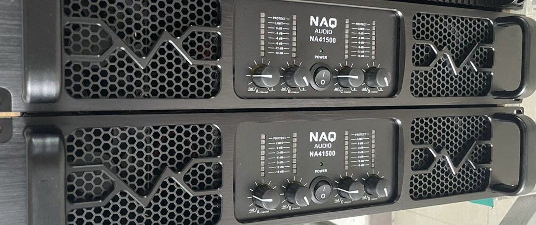 NAQ 41500 POWER AMPLIFIER