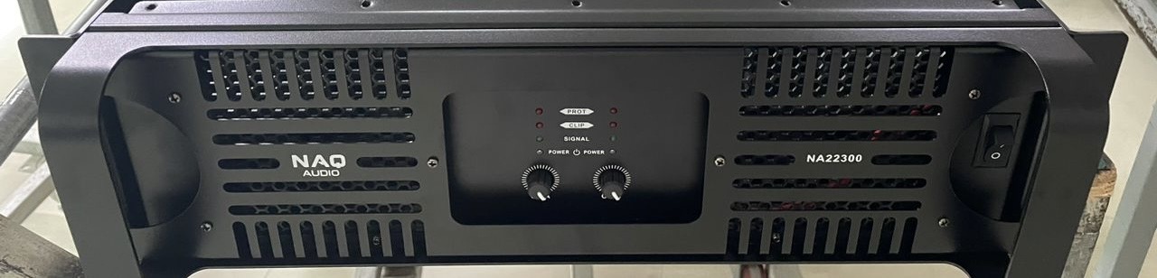 NAQ 22300 POWER AMPLIFIER